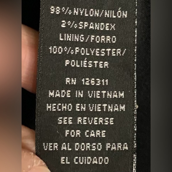 Ronni Nicole - Black Stretchy Lace Short Sleeve Midi Dress - Medium - Picture 8 of 8